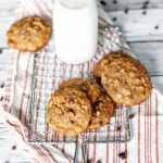 Pumpkin Oatmeal Cookies are super soft and chewy. Filled with warm pumpkin and spices, oatmeal and mini chocolate chips. The perfect fall dessert.