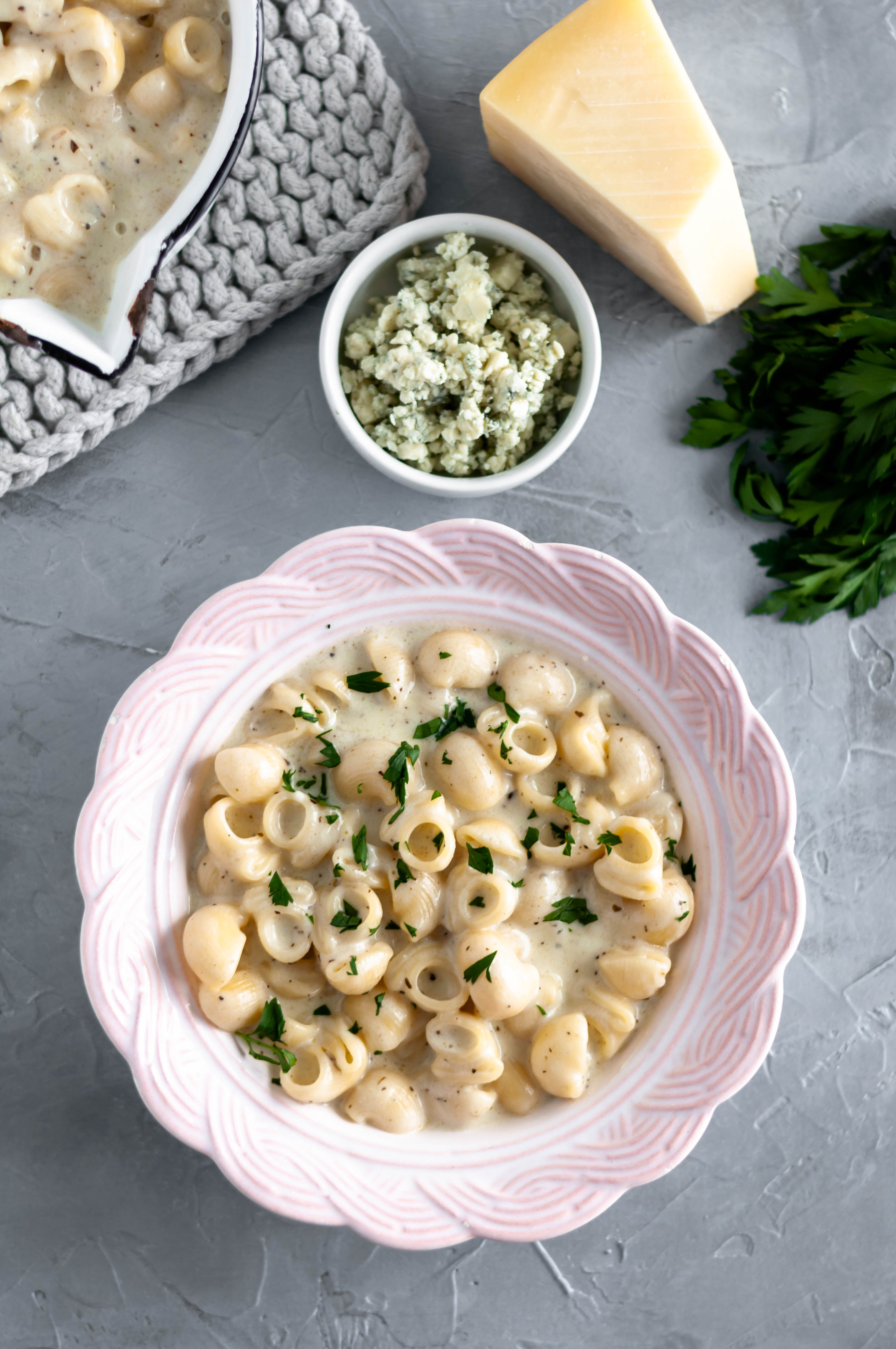 This Italian Mac and Cheese is the creamiest, cheesiest pasta around. Perfectly al dente pasta tossed in a sauce packed with several Italian cheeses and Italian seasonings.